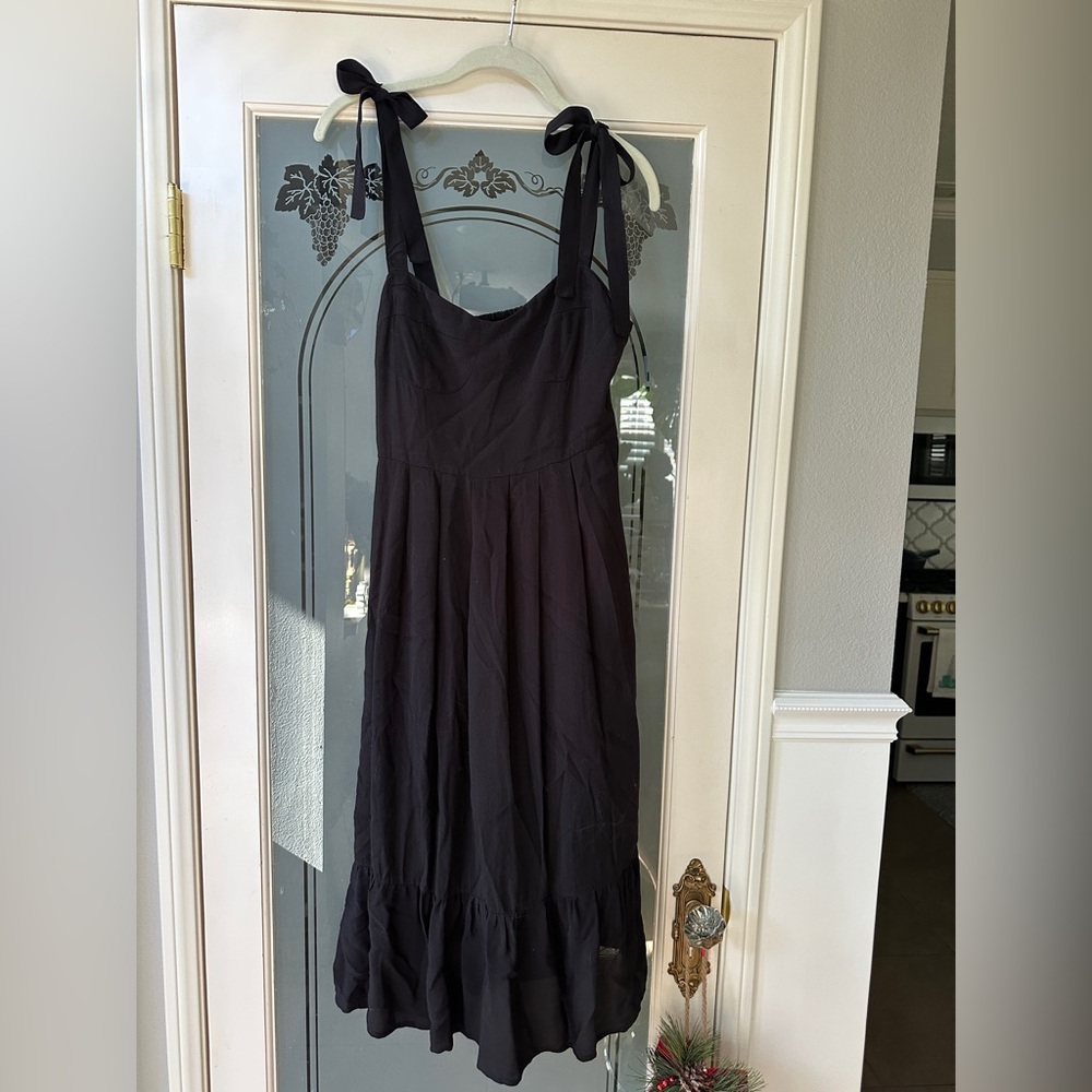 Steve Madden Black Midi Ruffle Dress with Bow Straps - 8